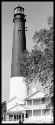 Tall, conical light (Pensacola, FL)